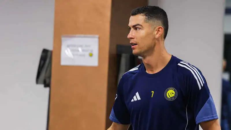 ما سر امتناع كريستيانو رونالدو عن التصويت بجائزة الأفضل في العالم؟