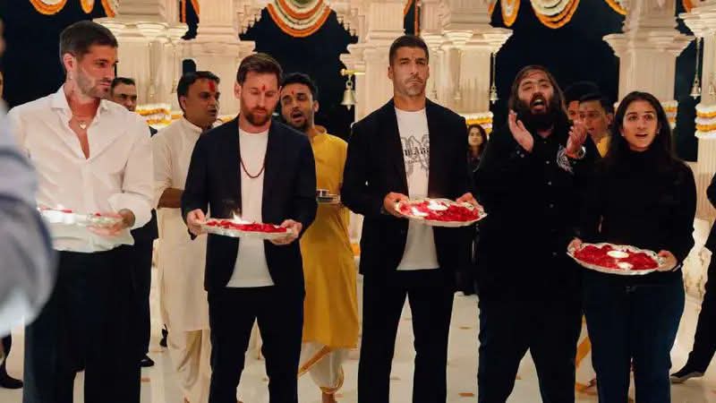 ميسي يختتم زيارته للهند بجولة في مركز لإنقاذ الحياة البرية