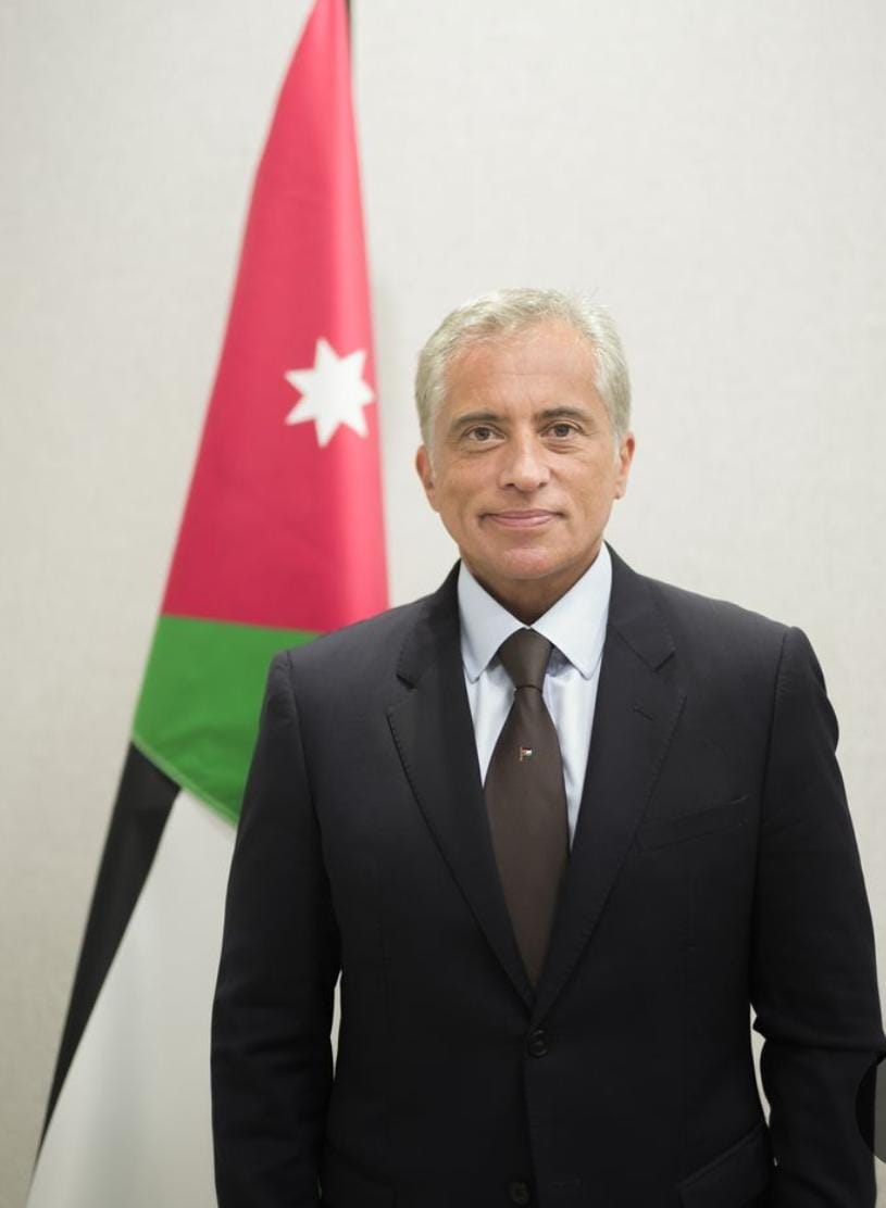 رئيس الوزراء للمنتخب: أنتم رائعون ومبدعون وصنعتم أجمل نهائي عربي