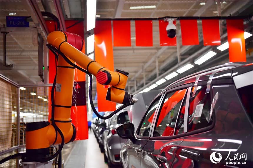 مؤسسة أبحاث ألمانية: مستقبل صناعة السيارات يكمن في التعاون مع الصين