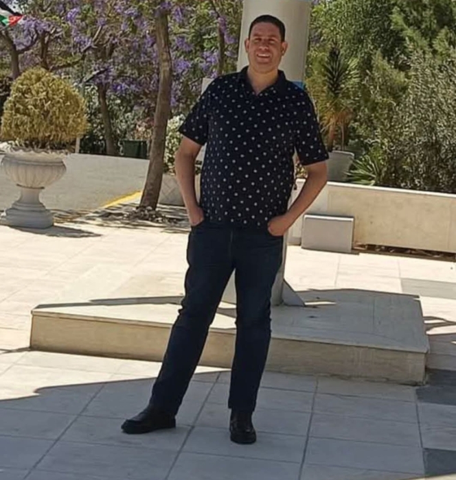 الحوري يكتب : الانسان المسالم