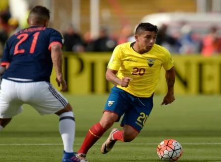 كرة القدم ضحية العنف.. مقتل مدافع برشلونة في الإكوادور