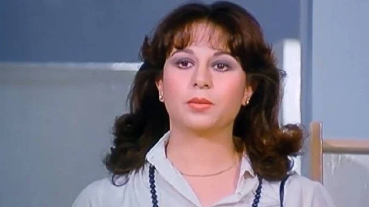 توقف عضلة القلب بعد أجهزة التنفس.. شقيق سمية الألفي يكشف تفاصيل الساعات الأخيرة