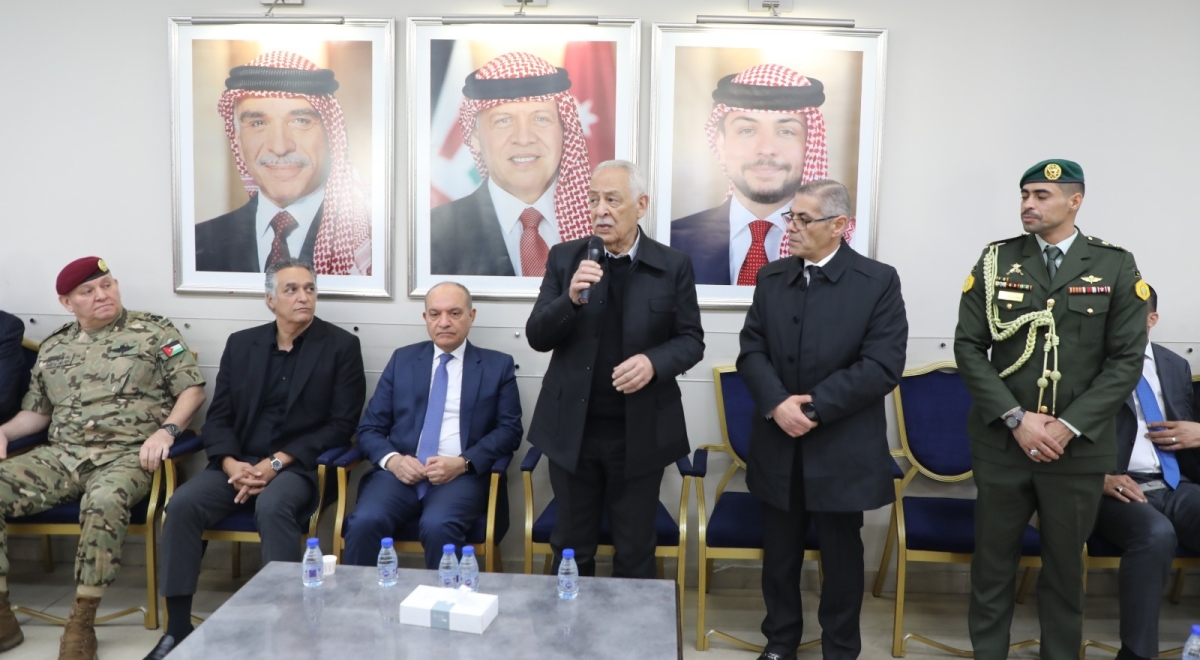 مندوبا عن الملك وولي العهد.. العيسوي يعزي بوفاة اللواء المتقاعد محمد العضايلة