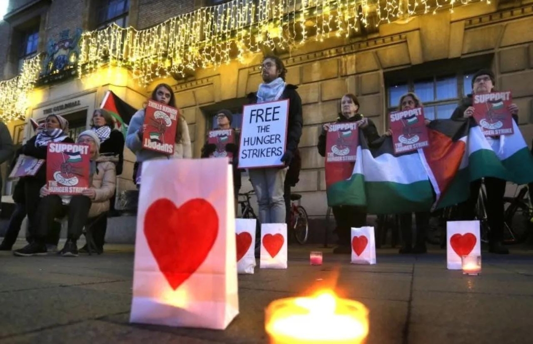 تدهور وضع المضربين عن الطعام دعما لغزة في بريطانيا