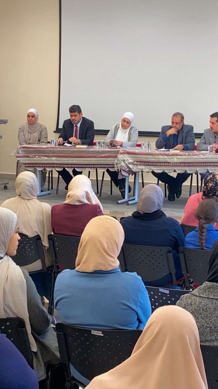 تربية الشونة الجنوبية تنهي استعداداتها لامتحان الثانوية العامة (الدورة التكميلية)