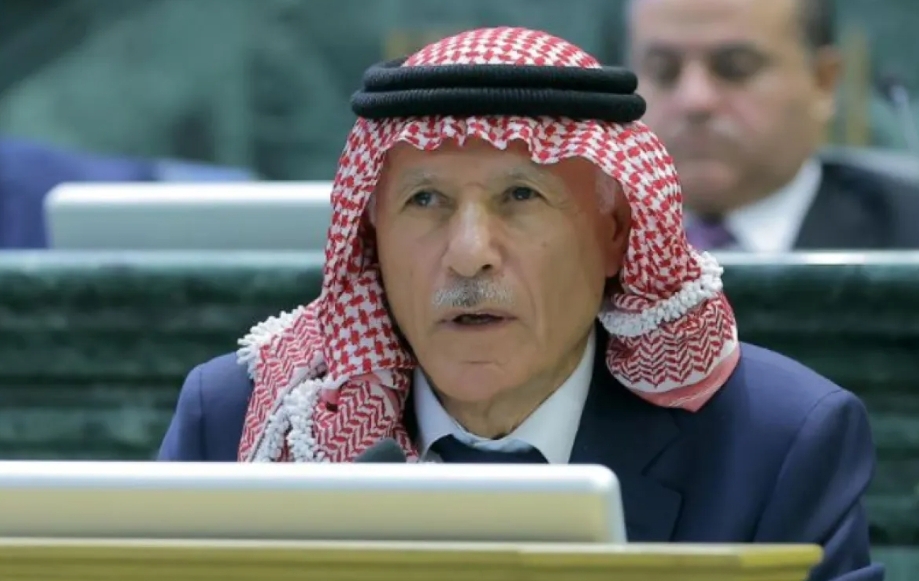 العرموطي: الأولى تخفيض ضريبة الكاز للفقراء وليس السجائر والتبغ