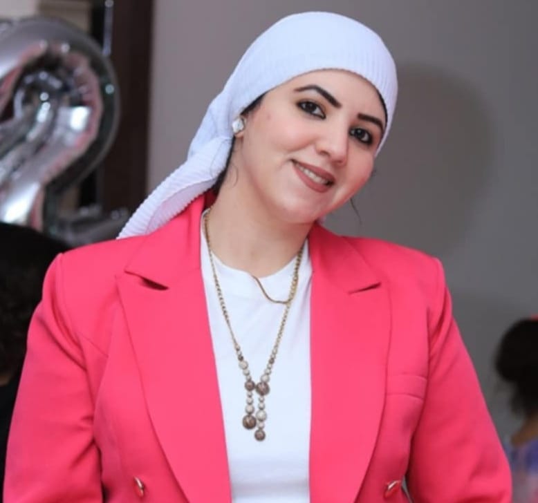 آية المنياوي تطلق برنامج English with Aya على شاشة قناة شرم الفضائية لتعليم الإنجليزية للكبار بأسلوب عملي ومبسط