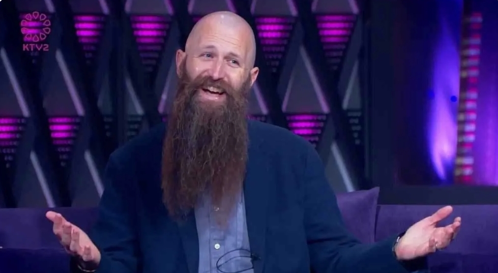 نائب أردني: السفير الأمريكي ما ضل غير يصير يعطي عرايس  فيديو