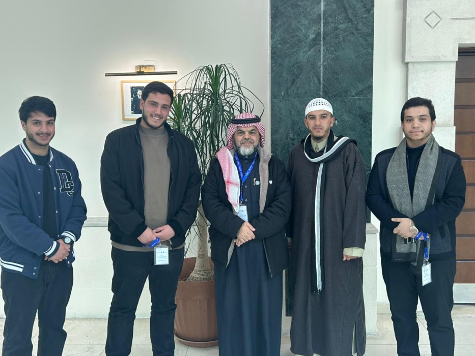 جامعة الزرقاء تشارك في ورشة الدراسات الإسلامية والمناخ: واقع كليات الشريعة والفرص المستقبلية