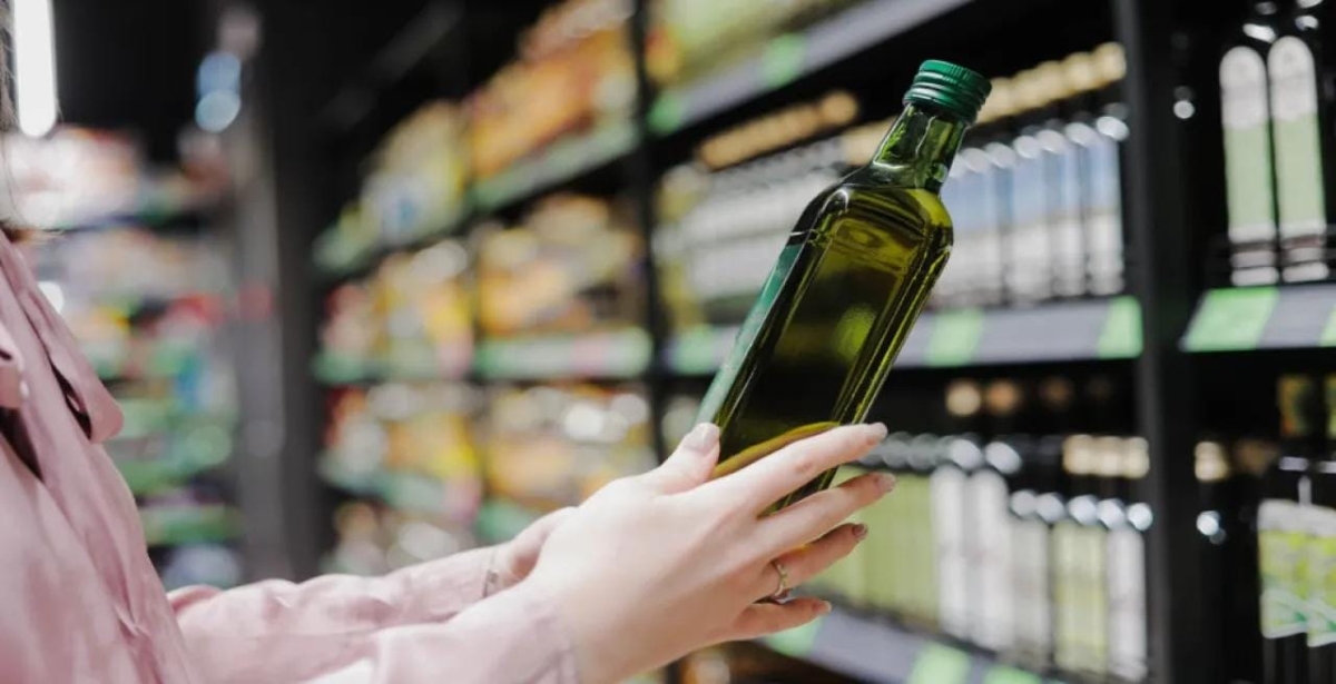 وزير الزراعة: توفّر زيت الزيتون المستورد في الأسواق خلال مدة أقصاها 10 أيام