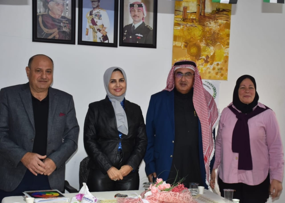 جمعية جدارا الخيرية تنظم محاضرة حول “اللون في حياتنا… لغة المشاعر وتأثير الرؤيا”