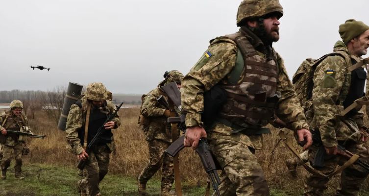 الجيش الأوكراني ينسحب من سيفرسك بعد سيطرة القوات الروسية عليها