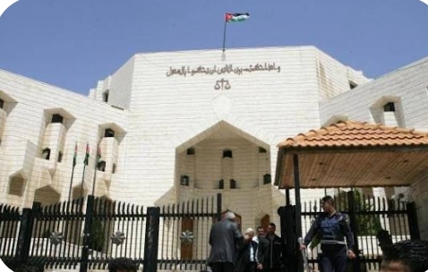 50 محاميا يؤدون اليمين القانونية أمام وزير العدل