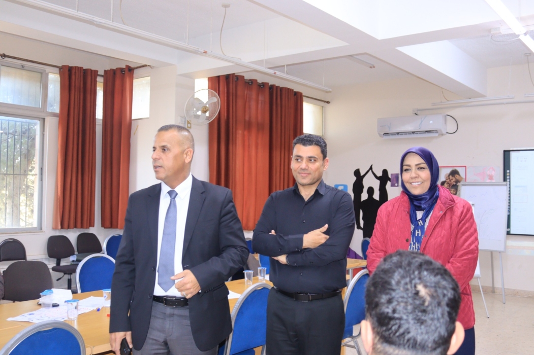 الهديرس يتفقد مركز تدريب الأميرة بسمة الثانوية للبنات في برنامج «مدخل إلى القيادة التعليمية».