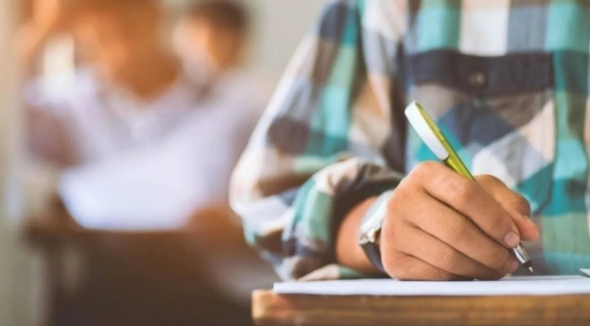 تعليمات لطلبة التكميلي وإتاحة تحديد مواقع القاعات إلكترونياً