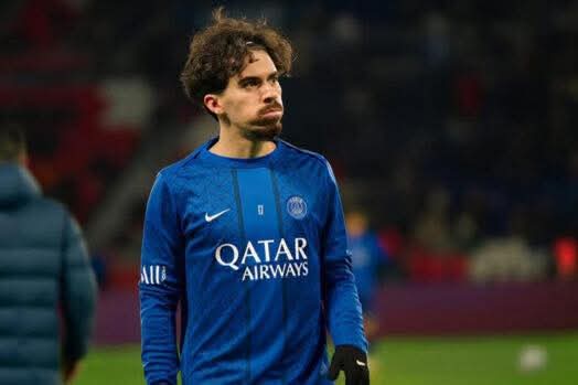 ريال مدريد يضع فيتينيا خياراً لتعويض رحيل فينيسيوس المحتمل