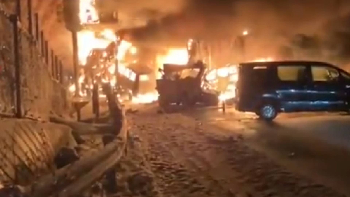 جحيم في اليابان: قتيل و26 جريحا في تصادم 57 مركبة وسط الثلوج