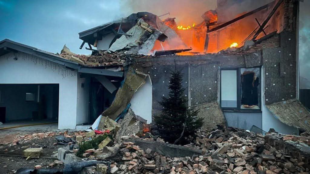 هجوم روسي واسع يستهدف العاصمة الأوكرانية كييف قبيل لقاء مرتقب بين زيلينسكي وترامب