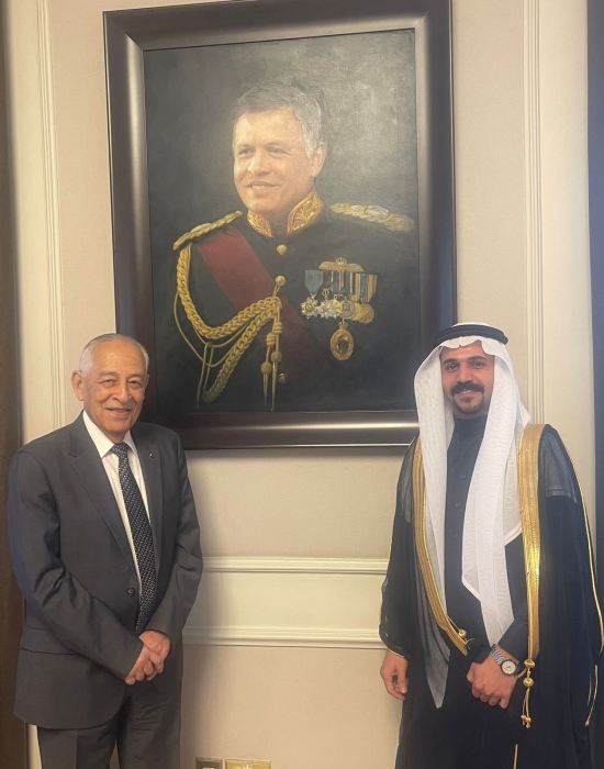العيسوي يتلقى رسالة تقدير وإشادة بدوره الوطني والإنساني من الشرعة
