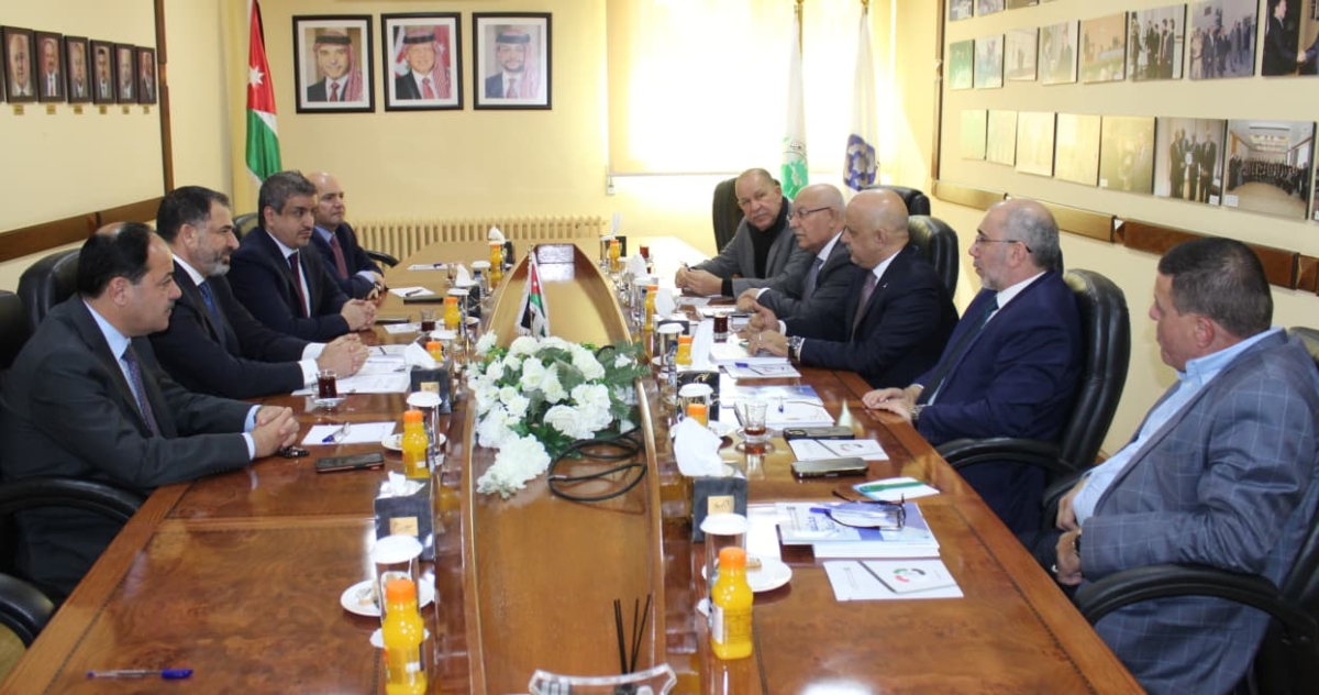 جمعية رجال الأعمال وغرفة تجارة عمان تبحثان التعاون