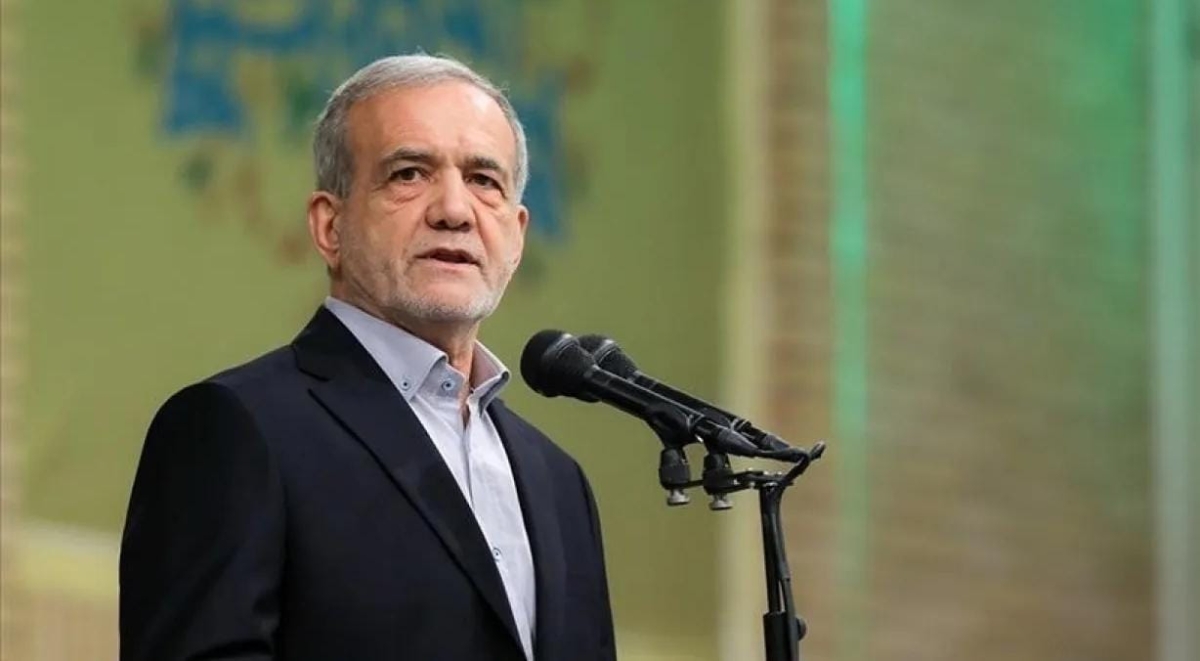 الرئيس الإيراني: نحن في حالة حرب شاملة
