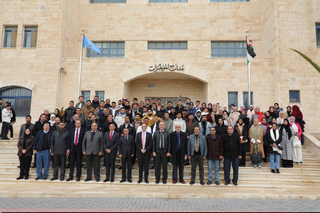 جامعة الزرقاء تنظم محاضرة حول “تحولات المستقبل في عصر الذكاء الاصطناعي