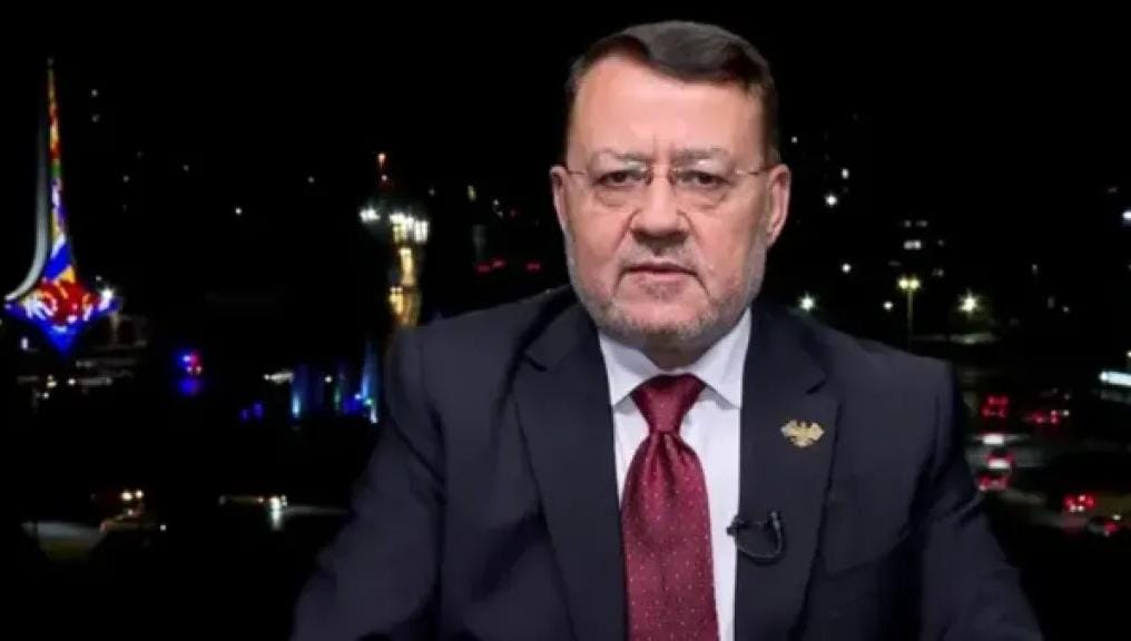 مستشار الشرع يكشف علاقات ممثلي المكون العلوي بصيدنايا وتدمر