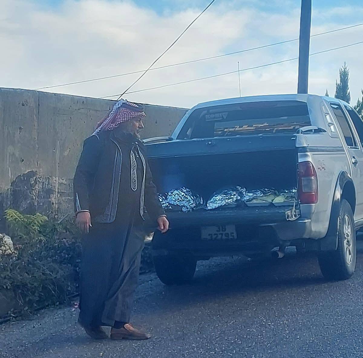 الحديدي يشرف على مبادرة حفظ النعمة في بيت عزاء المرحوم محمد عربيّات