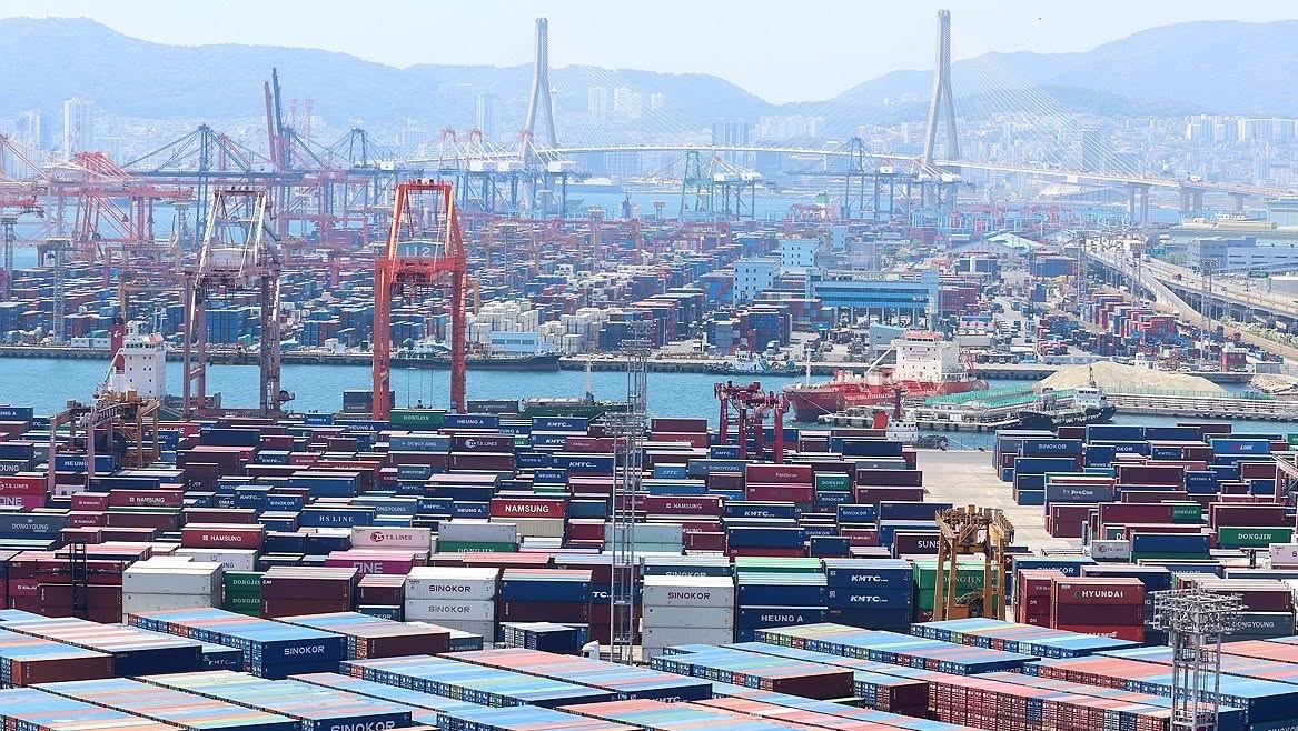 صادرات كوريا الجنوبية تتجاوز 700 مليار دولار لأول مرة