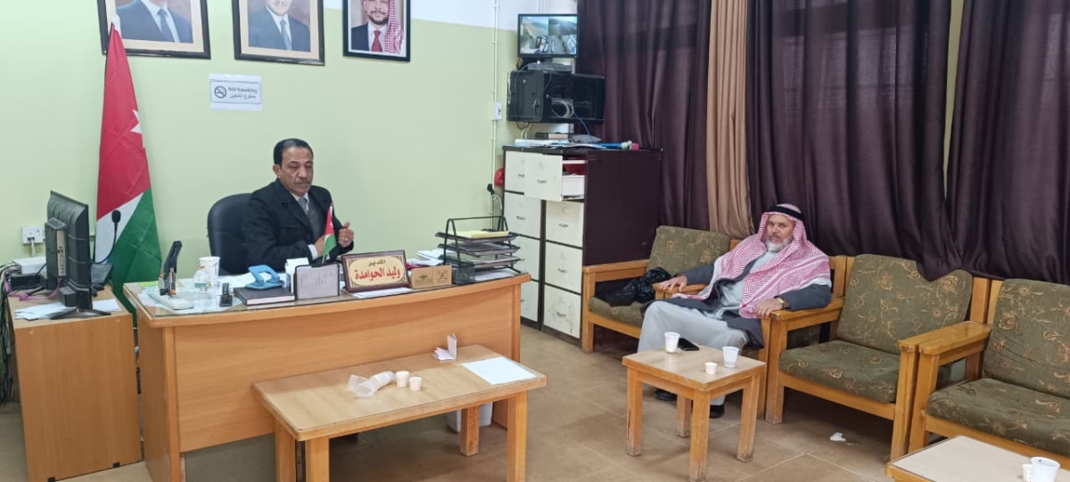 مدير تربية الموقر يؤكد الالتزام بالتقويم المدرسي وبتطبيق خطة الطوارئ لفصل الشتاء