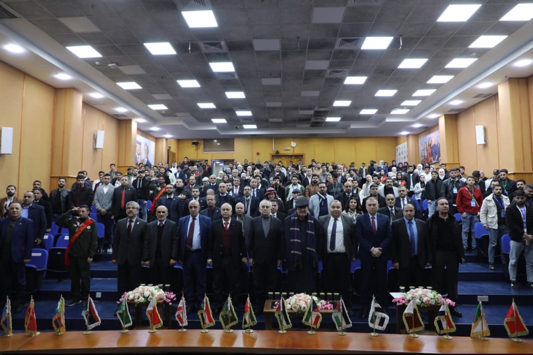 كلية الاقتصاد والعلوم الإدارية في جامعة الزرقاء تعقد يومها العلمي