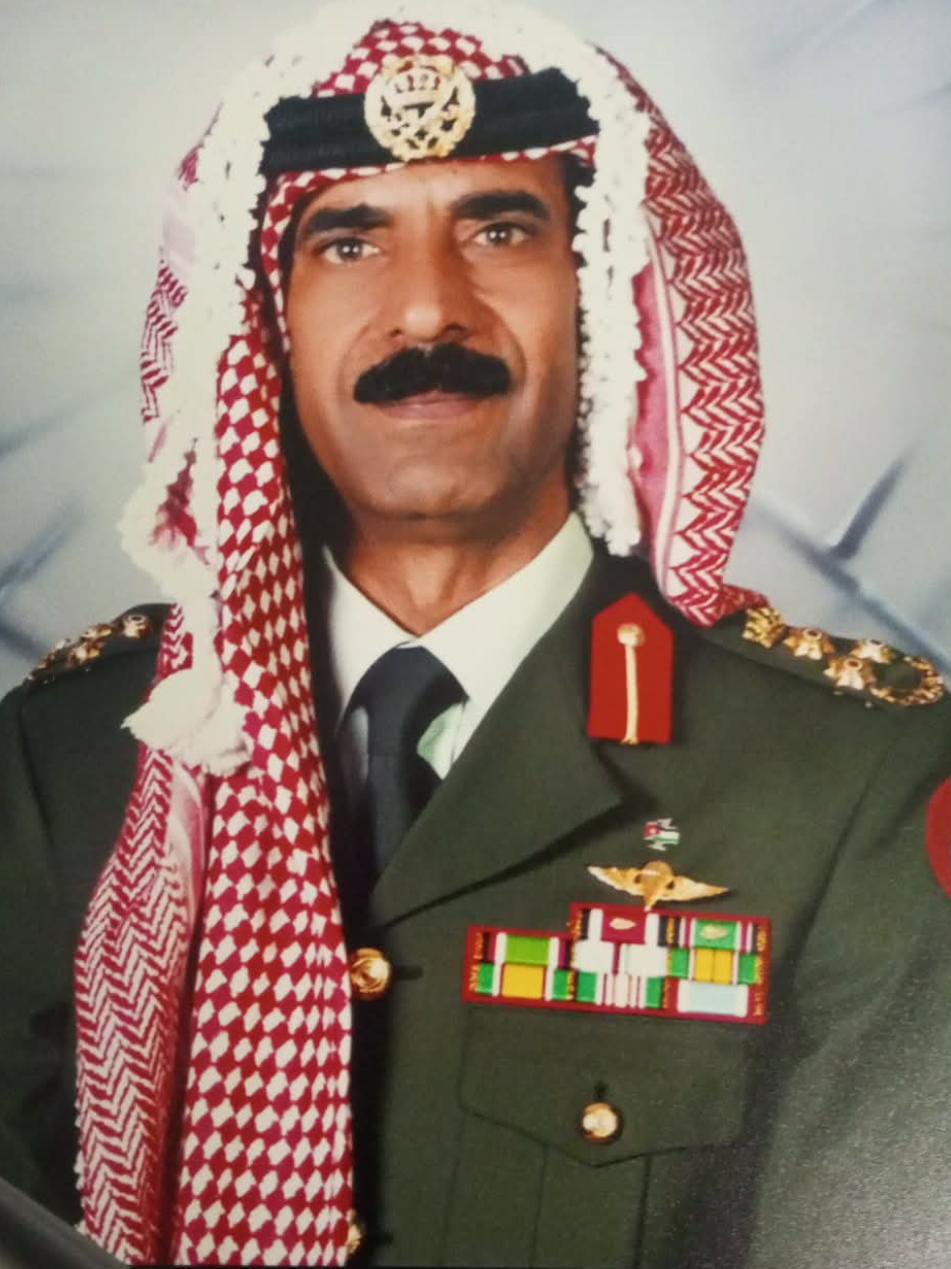 العميد الركن م. علي حسن القعقاع… مسيرة عسكرية حافلة بالعطاء والقيادة