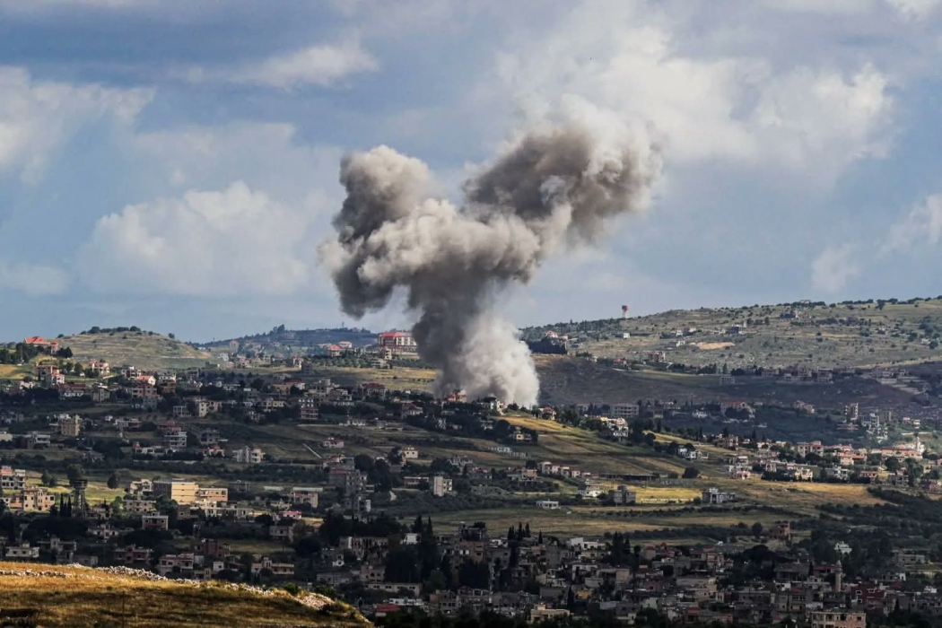 إصابة ثلاثة أشخاص في غارة إسرائيلية على جنوبي لبنان