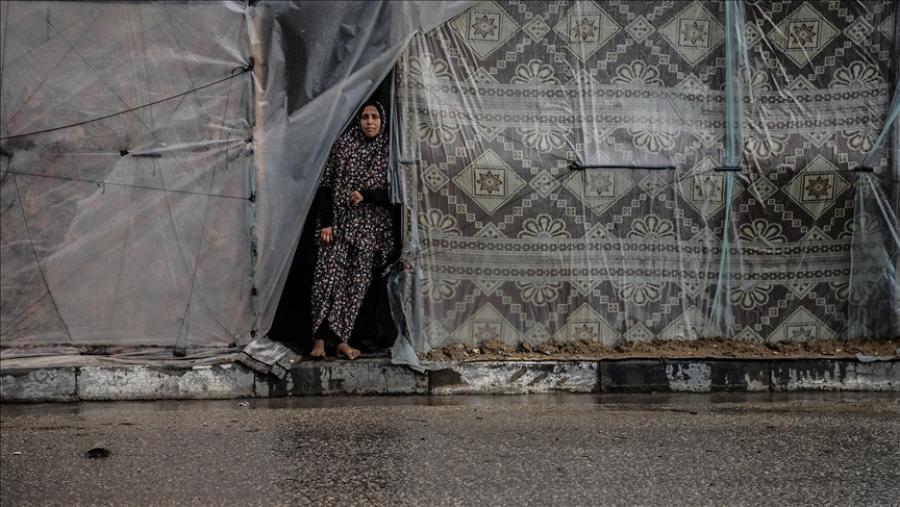 أزمة الإيواء في غزة تحولت إلى أداة ضغط سياسي وأمني بعد الحرب