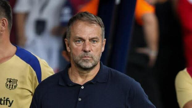 هانز فليك: الفوز على إسبانيول دفعة معنوية قوية لبرشلونة قبل السوبر الإسباني