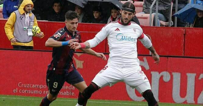 الدوري الاسباني: اشبيلية يتعرض لهزيمة قاسية على أرضه ضد ليفانتي