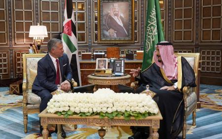 خادم الحرمين وولي عهده يعزيان الملك بوفاة أبو الراغب