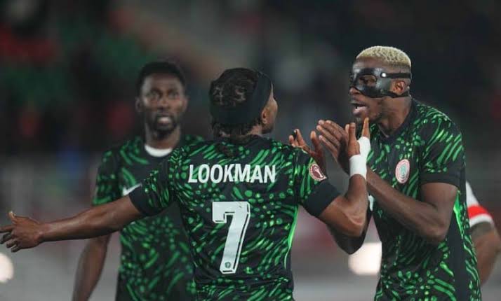 أول تعليق من لوكمان على مشادته مع أوسيمين خلال مباراة نيجيريا ضد موزمبيق
