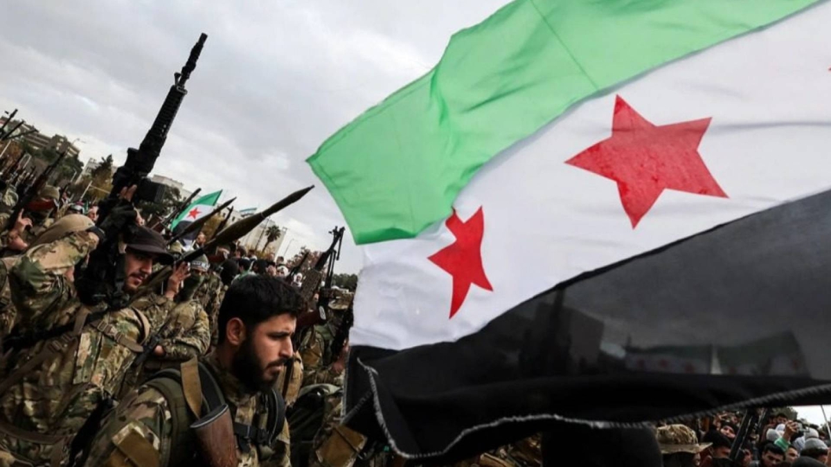 تصعيد عسكري في حلب: الجيش السوري يعلن مواقع “قسد” أهدافا مشروعة