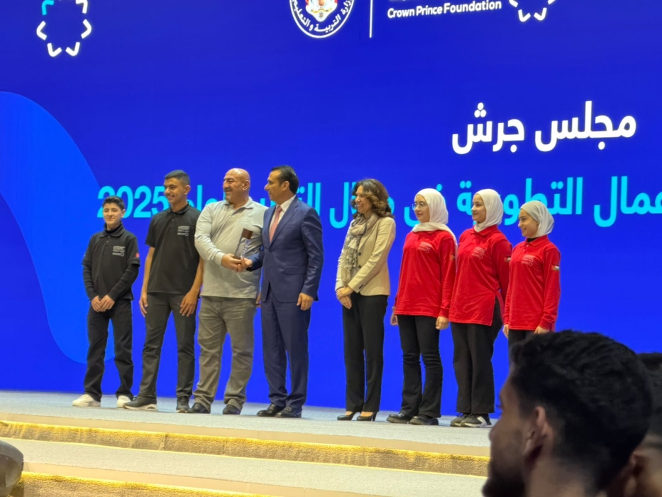 مدير تربية جرش يهنئ مجلس جرش برنامج القيادة للمدارس بمناسبة حصوله على المركز الأول عن فئة التميز بالأعمال التطوعية التعليمية