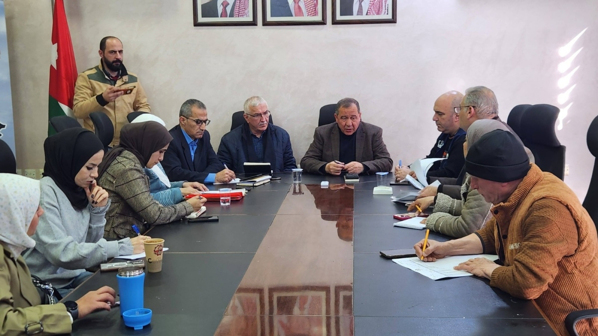 بلدية جرش الكبرى تبحث استثمار أراضيها غير المستغلة لتعزيز مواردها المالية