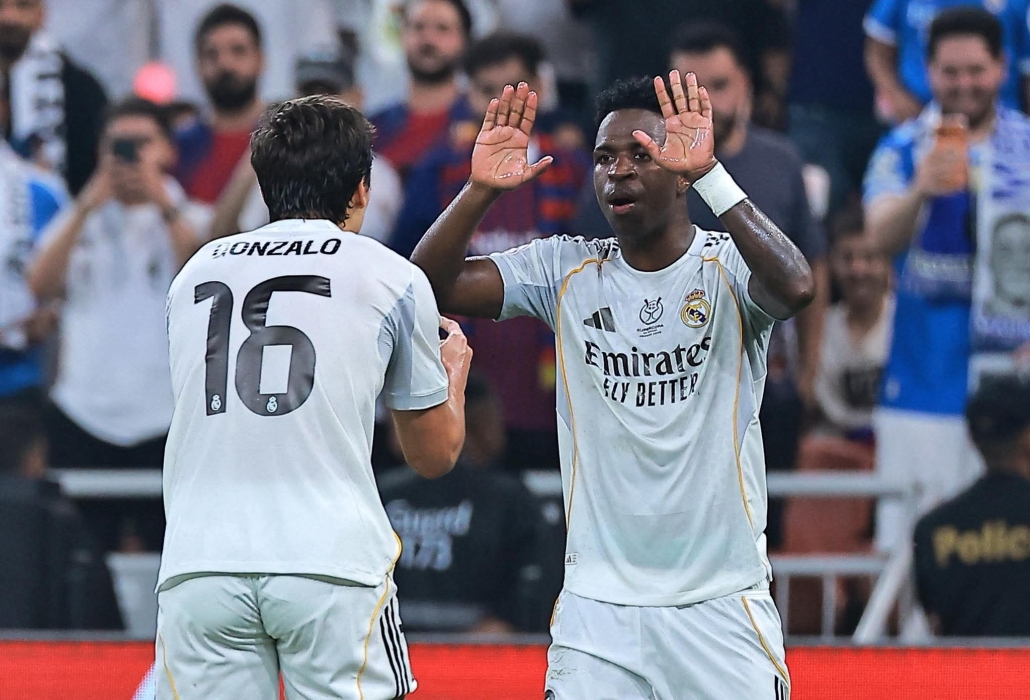 جنون الكلاسيكو! ريال مدريد يخطف التعادل بهدف غونزالو غارسيا في الوقت بدل الضائع من الشوط الأول