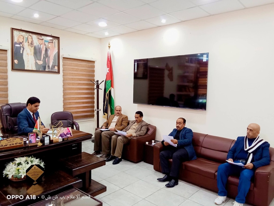 الشرفات يترأس اجتماعًا لمناقشة الخطة الإجرائية لتنفيذ توصيات تقرير توجيه السياسات