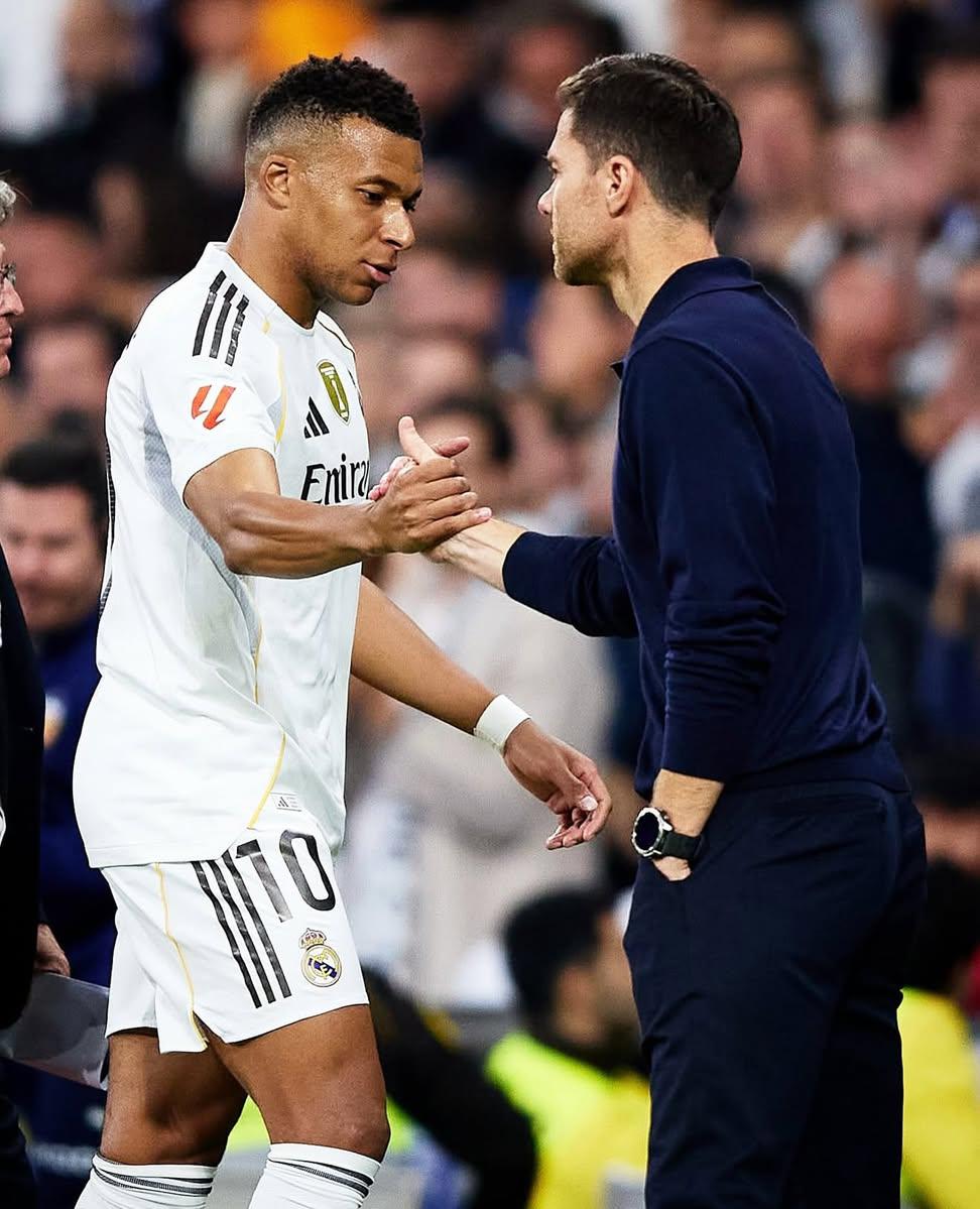 مبابي يوجه رسالة وداع لمدربه السابق