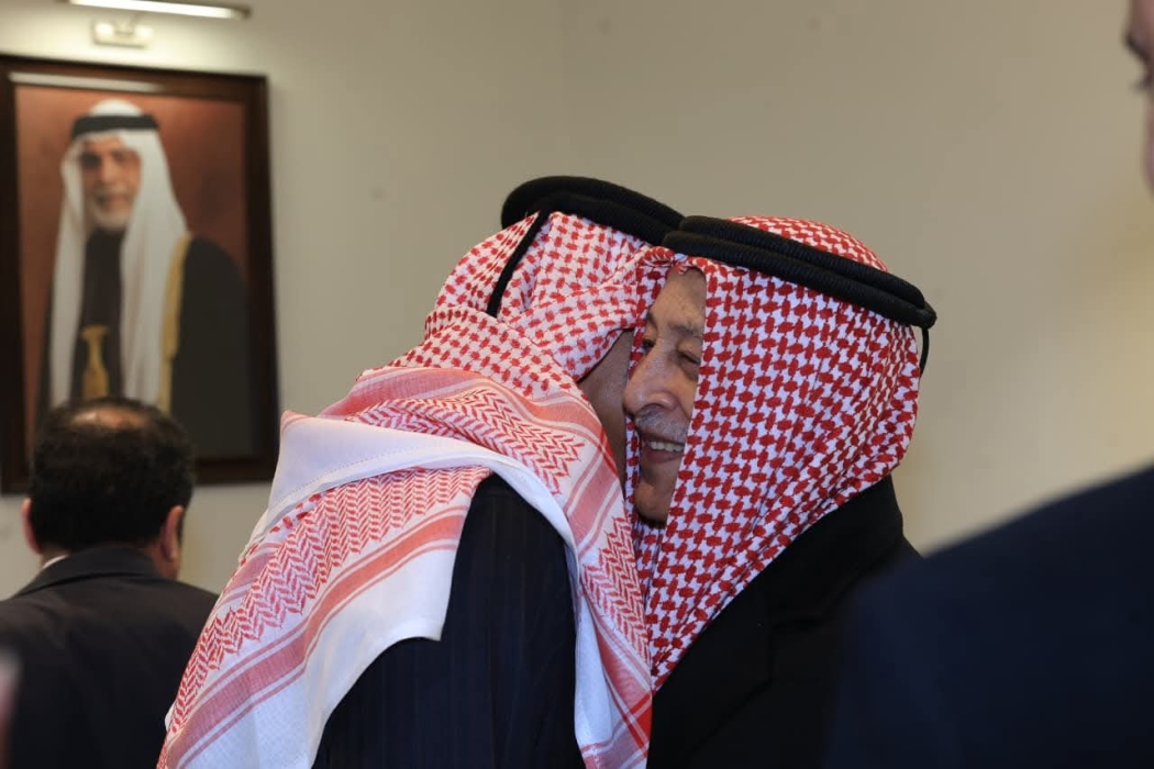 السفير القطري يعزي رئيس الديوان الملكي الأردني في وفاة شقيقته...صور