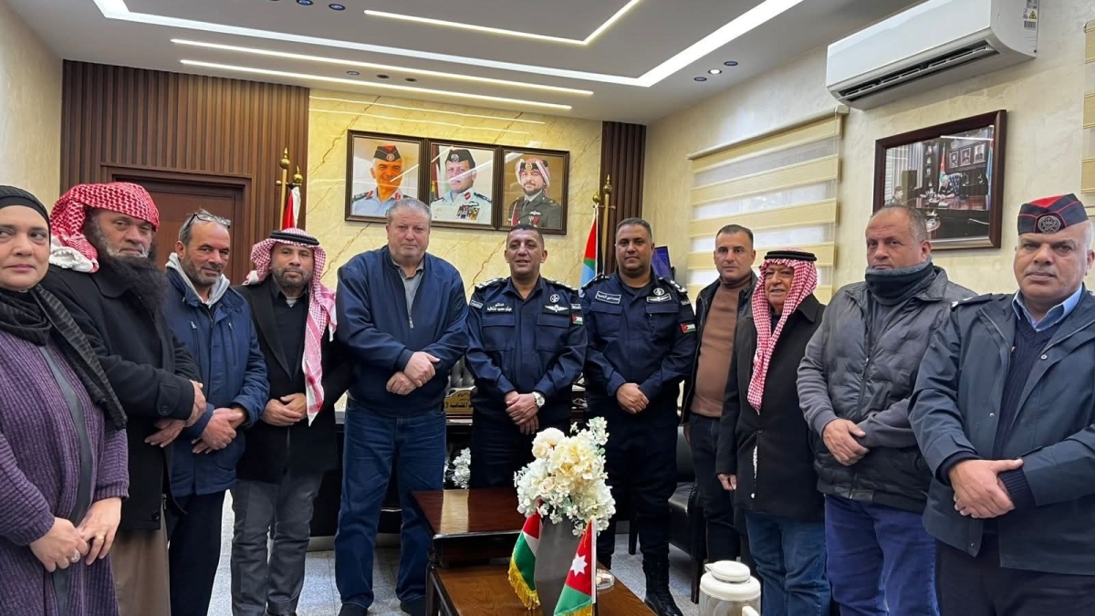 مدير شرطة جنوب عمّان يلتقي متقاعدي الأمن العام في إطار تعزيز التواصل