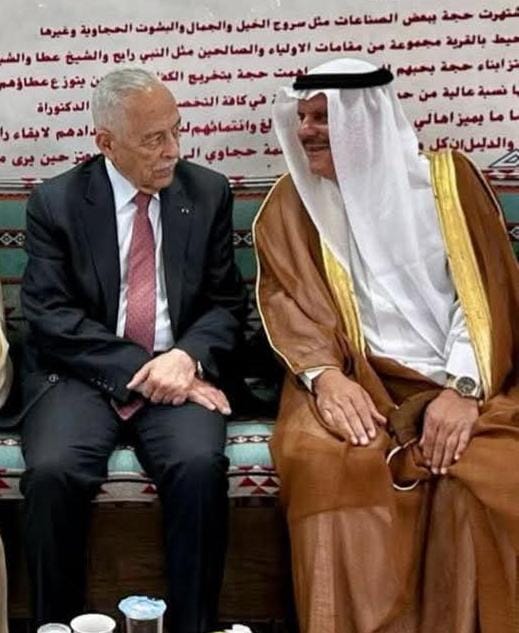 الشيخ عاصم طلال الحجاوي يعزي رئيس الديوان الملكي بوفاة شقيقته