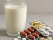 تقرير صحي يحذر: الحليب قد يضعف فعالية بعض الأدوية والمكملات الغذائية