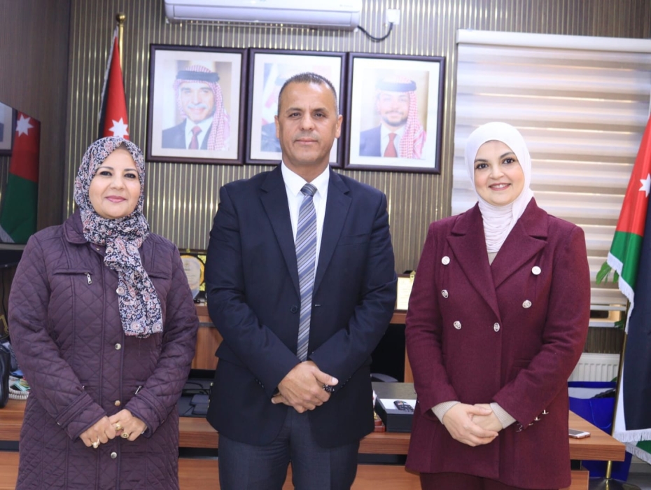 الهديرس : بتكاتف الجهود وإخلاص العطاء تحقق نجاح الامتحان التكميلي 2025 بلواء الجامعة.